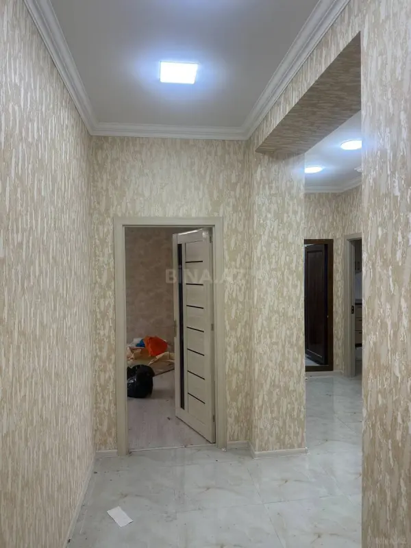 Satılır 2 otaqlı mənzil 73 m²