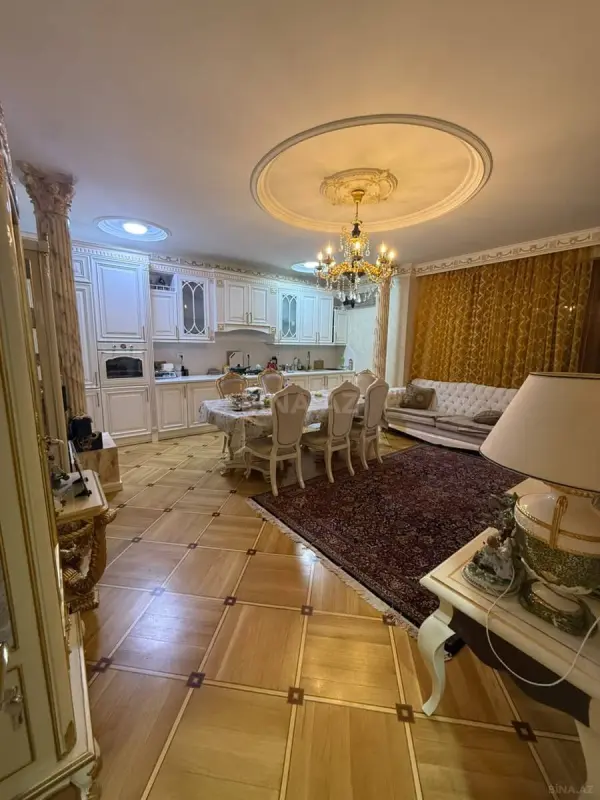 Satılır 3 otaqlı mənzil 108 m²