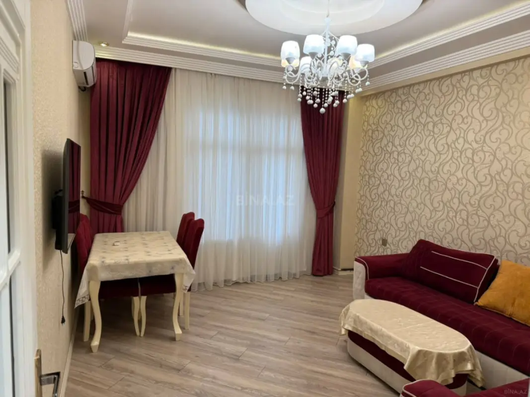 Kirayə verilir 2 otaqlı mənzil 67 m²