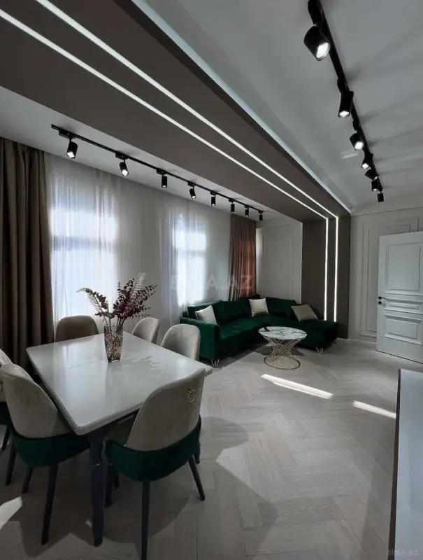 Kirayə verilir 3 otaqlı mənzil 125 m²