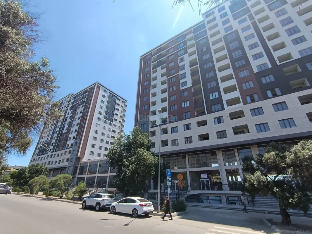 Satılır 3 otaqlı mənzil 93 m²
