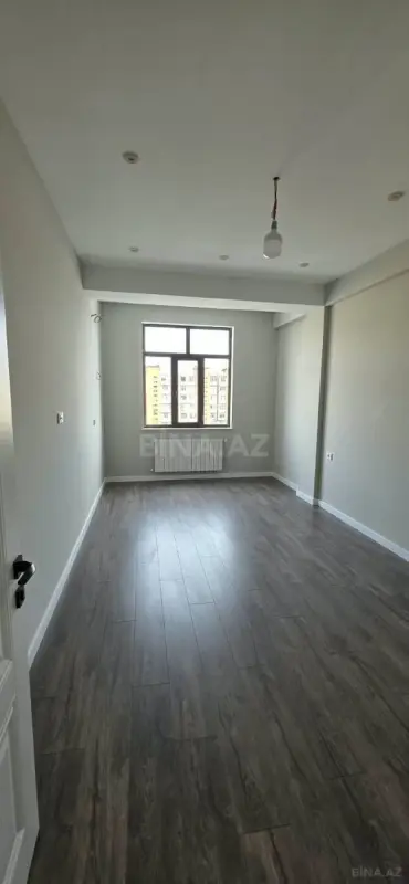 Satılır 2 otaqlı mənzil 67 m²