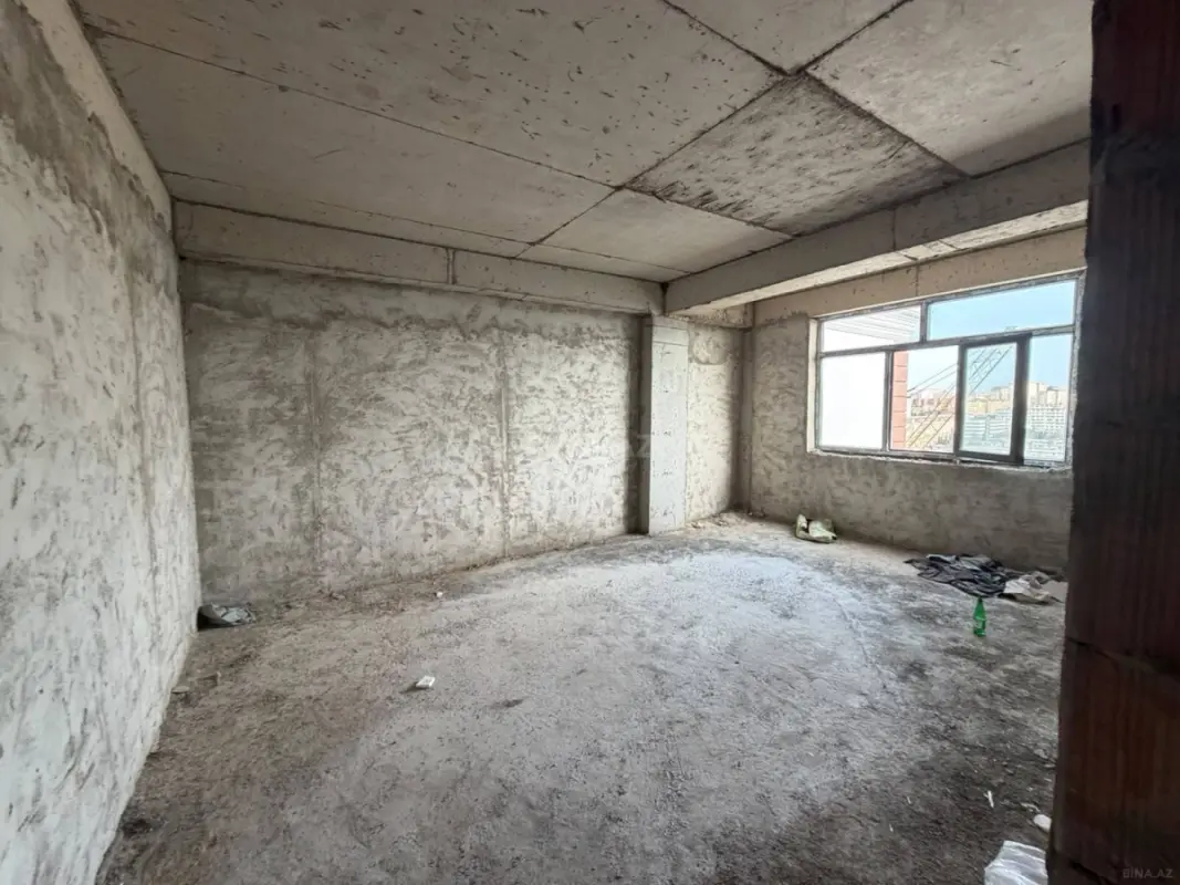 Satılır 3 otaqlı mənzil 94 m²