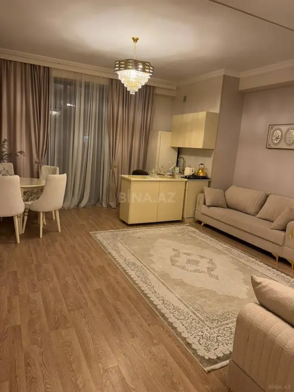 Kirayə verilir 2 otaqlı mənzil 68 m²