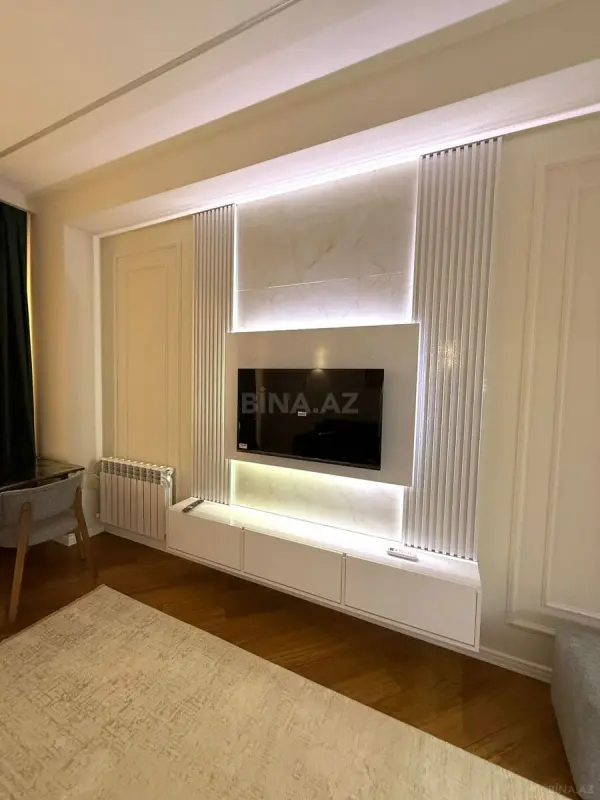 Kirayə verilir 2 otaqlı mənzil 72 m²