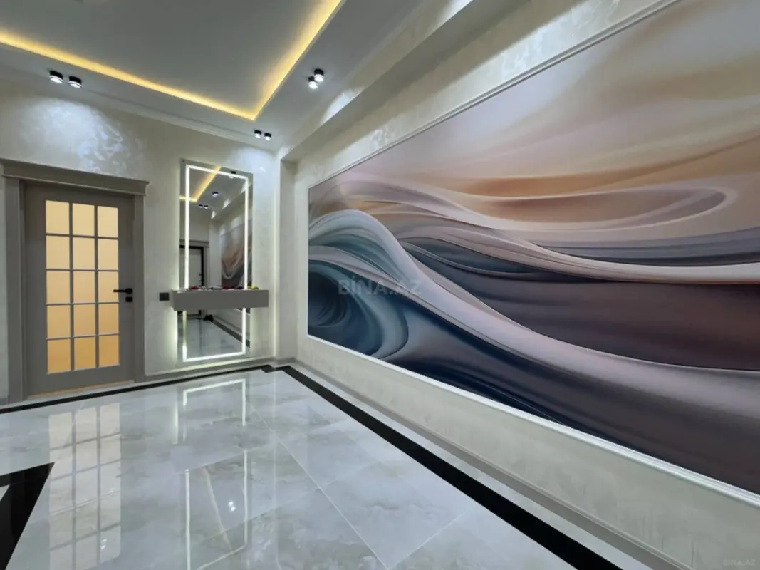 Satılır 3 otaqlı mənzil 126 m²