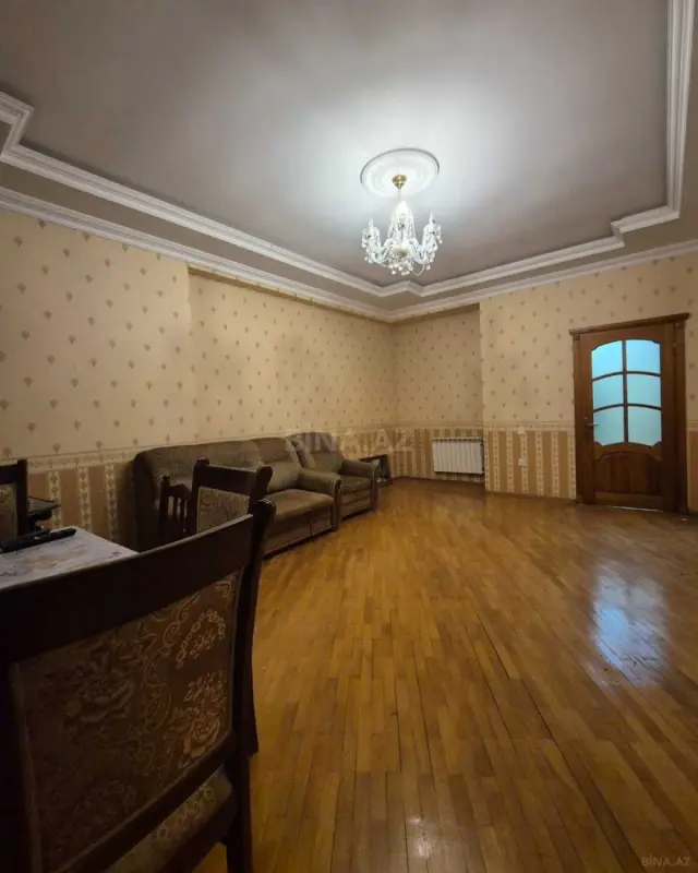 Satılır 2 otaqlı mənzil 90 m²