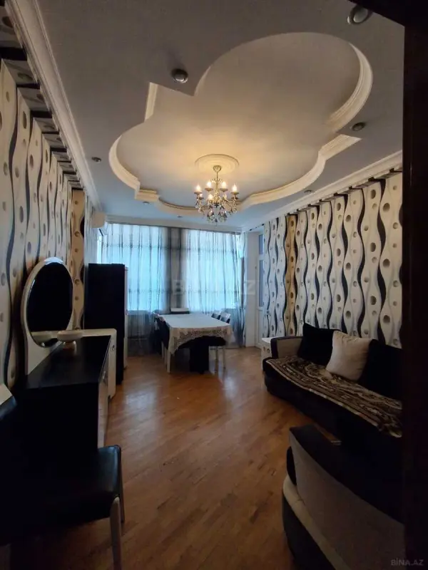 Satılır 2 otaqlı mənzil 78 m²