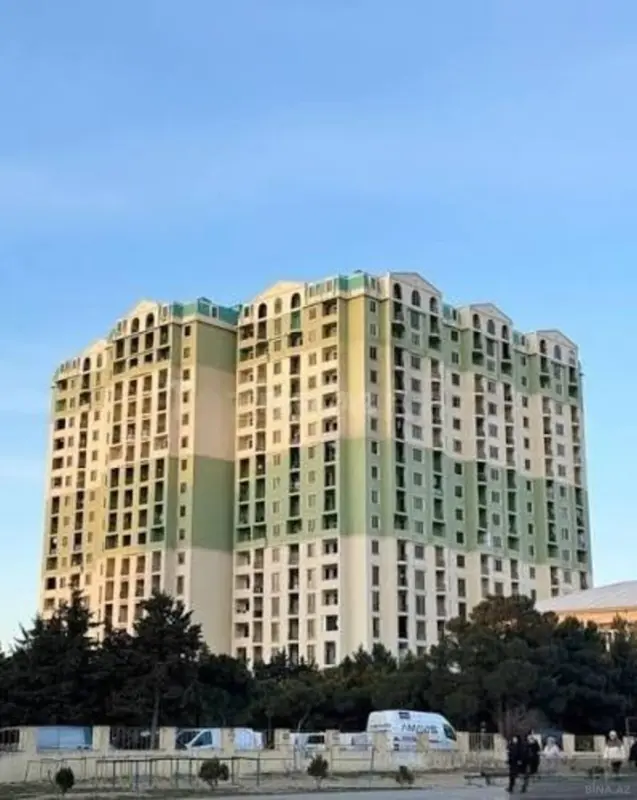 Satılır 2 otaqlı mənzil 82 m²