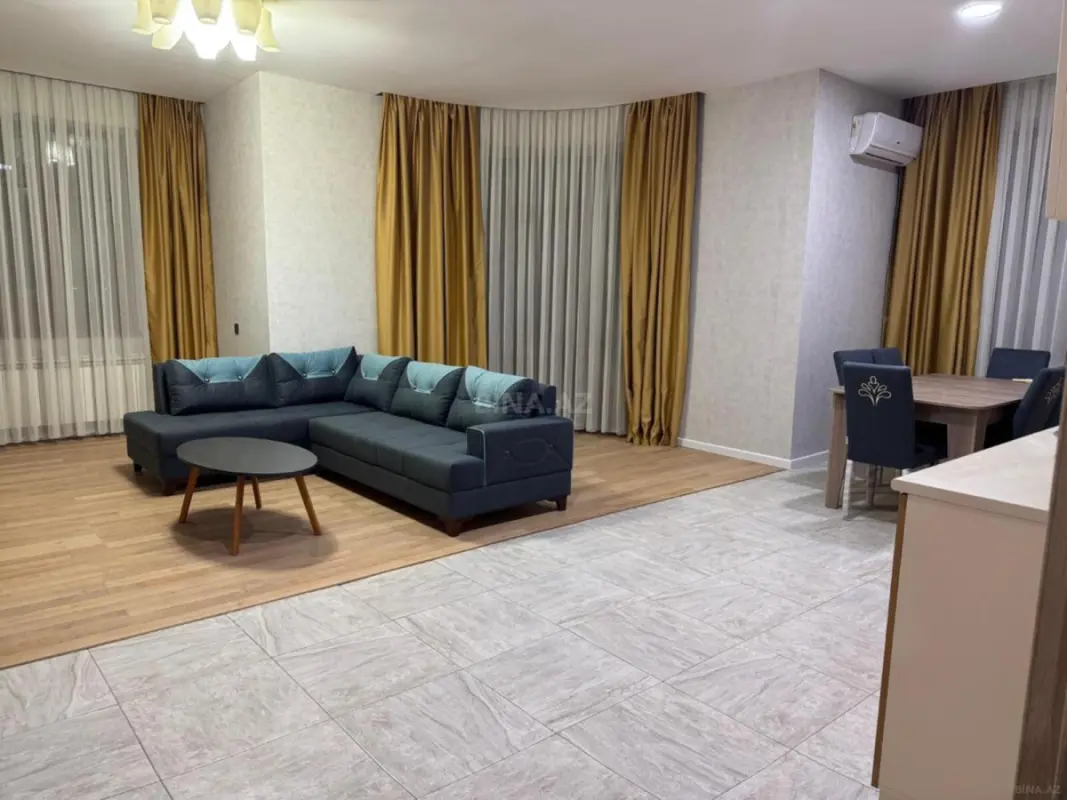 Kirayə verilir 4 otaqlı mənzil 160 m²