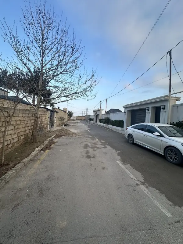 Satılır 7 otaqlı həyət evi 330 m²