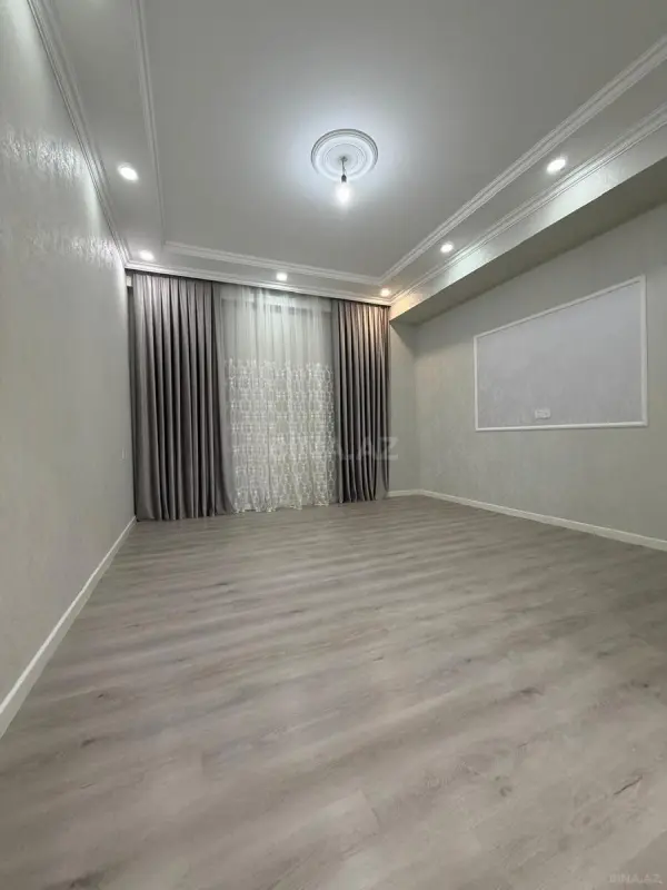 Satılır 2 otaqlı mənzil 68 m²