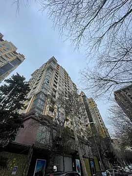 Kirayə verilir 3 otaqlı mənzil 120 m² — Bakı 3 otaq 120.00 m²