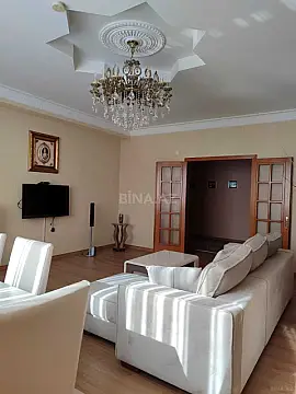 Kirayə verilir 2 otaqlı mənzil 80 m² — Bakı, Nizami 2 otaq 80.00 m²
