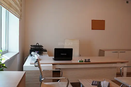 Kirayə verilir 14 otaqlı ofis 14000 m² — Bakı, Nəsimi 14 otaq 14000.00 m²