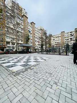 Satılır 2 otaqlı mənzil 45 m² — Bakı, İnşaatçılar 2 otaq 45.00 m²