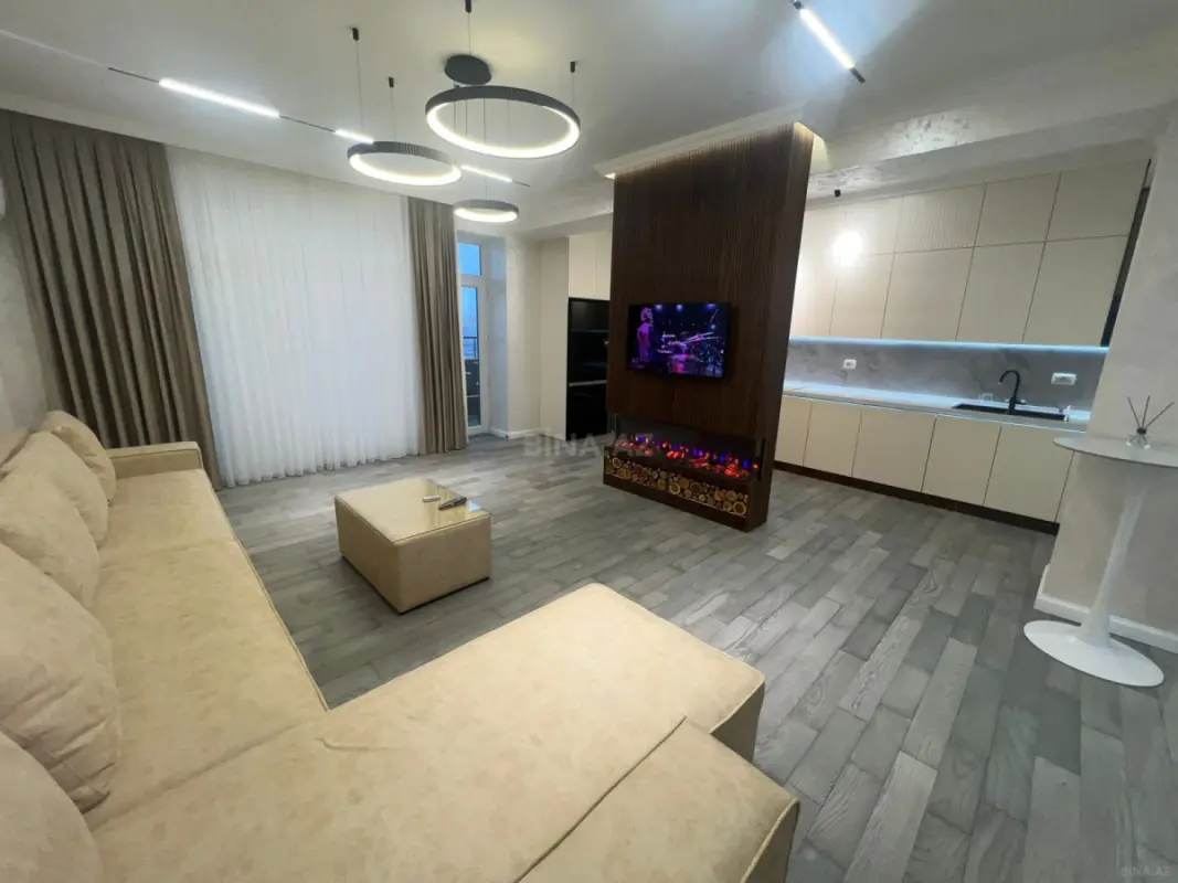 Kirayə verilir 3 otaqlı mənzil 130 m²