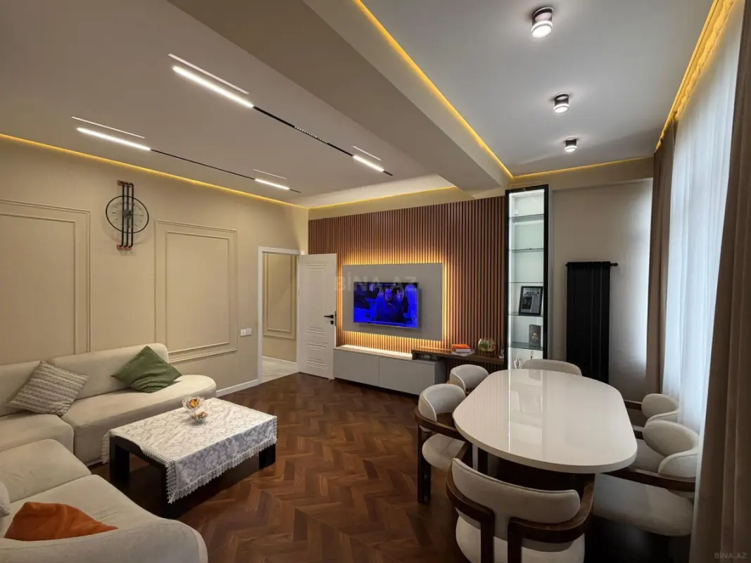 Satılır 3 otaqlı mənzil 95 m²