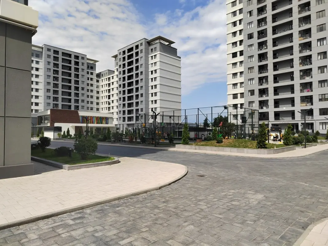 Kirayə verilir 2 otaqlı mənzil 55 m²