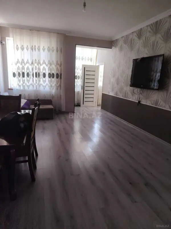 Kirayə verilir 3 otaqlı mənzil 100 m²