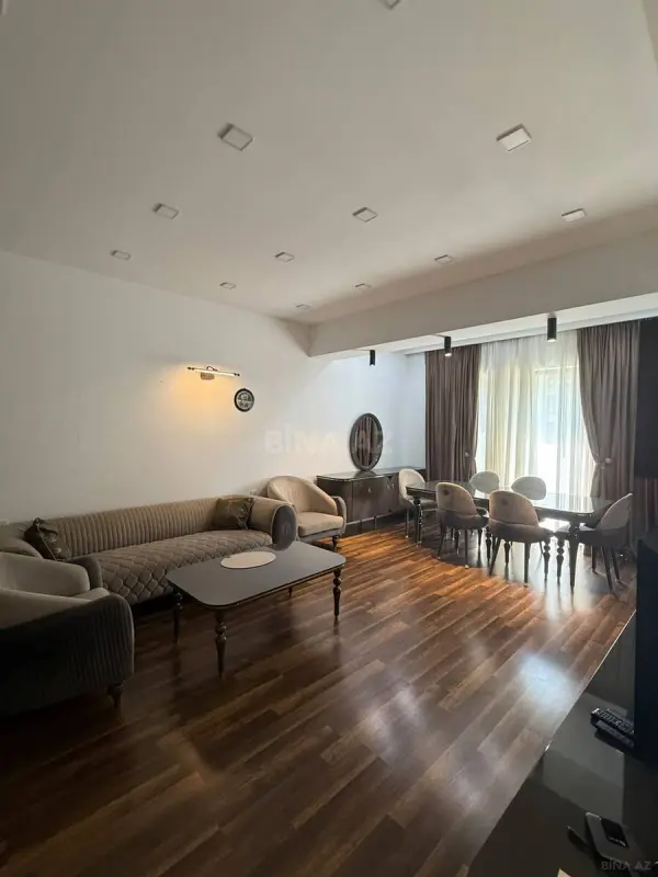 Kirayə verilir 3 otaqlı mənzil 110 m²