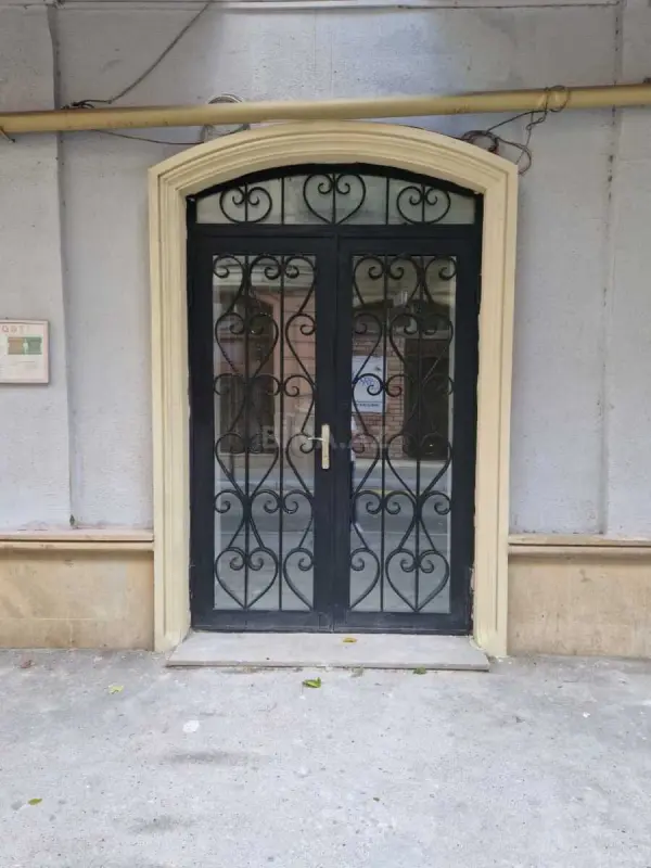 Kirayə verilir 2 otaqlı ofis 40 m²