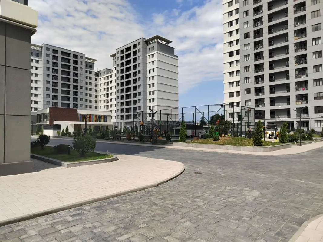 Kirayə verilir 2 otaqlı mənzil 55 m²