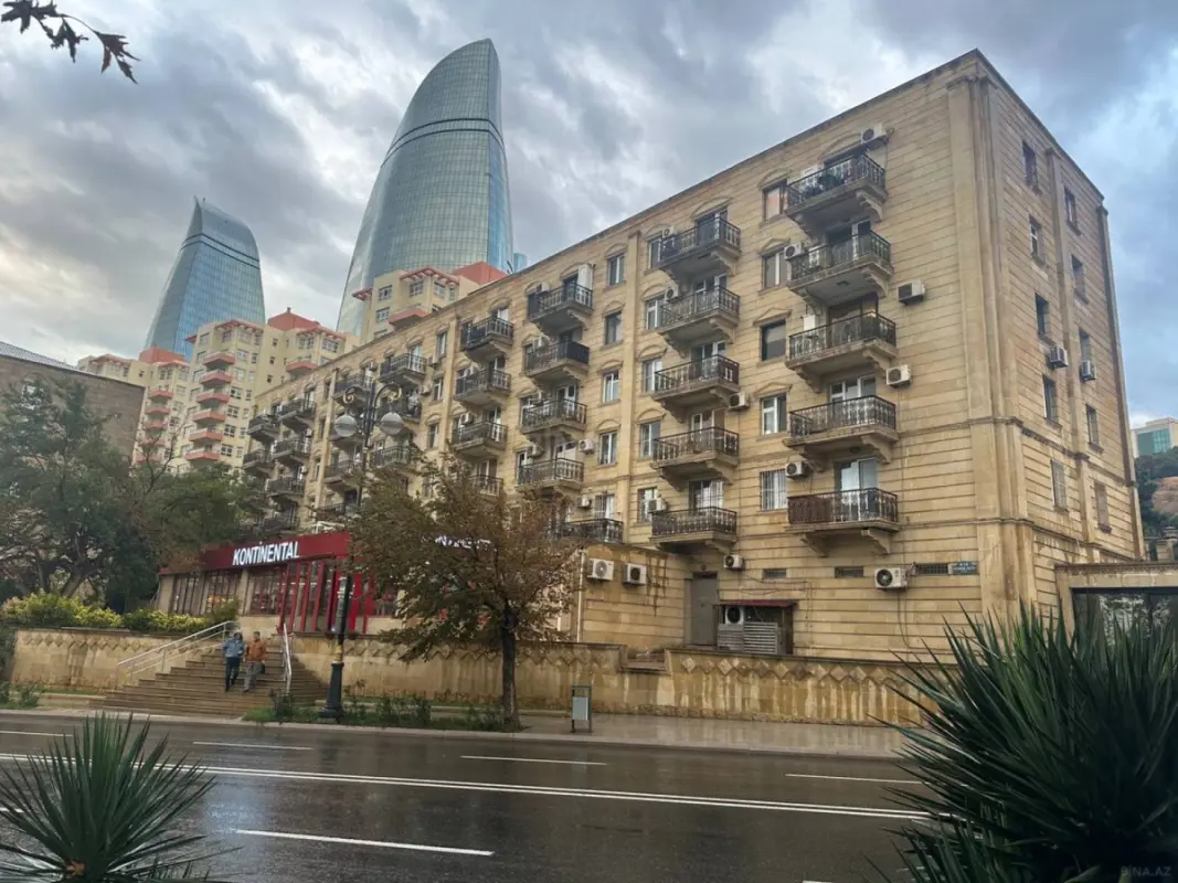 Satılır 2 otaqlı mənzil 48 m²