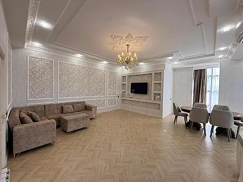 Satılır 3 otaqlı mənzil 140 m² — Bakı, Nəsimi 3 otaq 140.00 m²