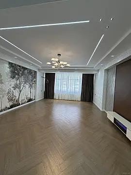 Satılır 4 otaqlı mənzil 153 m² — Bakı 4 otaq 153.00 m²