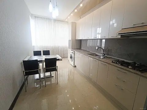 Kirayə verilir 3 otaqlı mənzil 125 m² — Bakı, Yeni Yasamal 3 otaq 125.00 m²