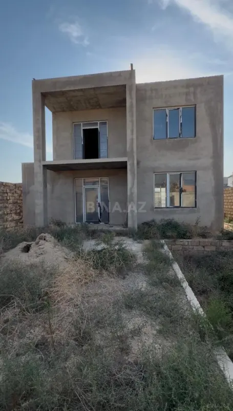 Satılır 4 otaqlı həyət evi 230 m²