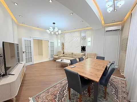 Satılır 3 otaqlı mənzil 120 m² — Bakı 3 otaq 120.00 m²