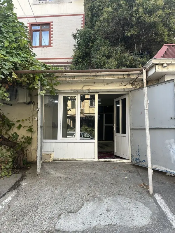 Kirayə verilir qaraj 20 m²