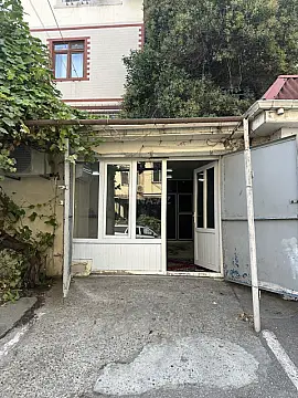 Kirayə verilir qaraj 20 m² — Bakı, Memar Əcəmi yanı 20.00 m²