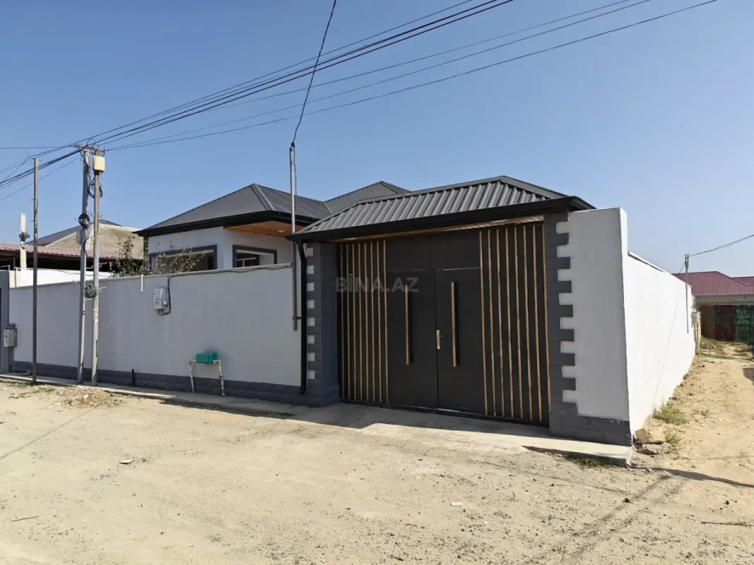 Satılır 4 otaqlı həyət evi 115 m²