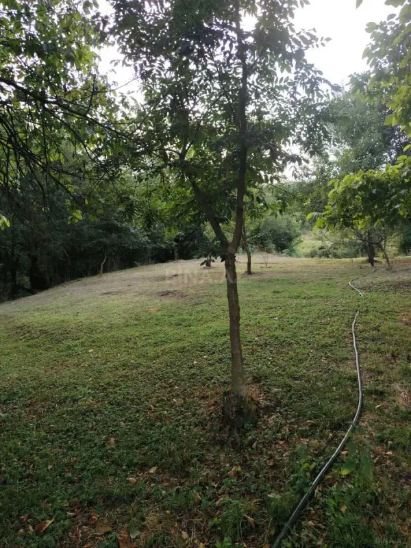 Satılır torpaq sahəsi 4 m²