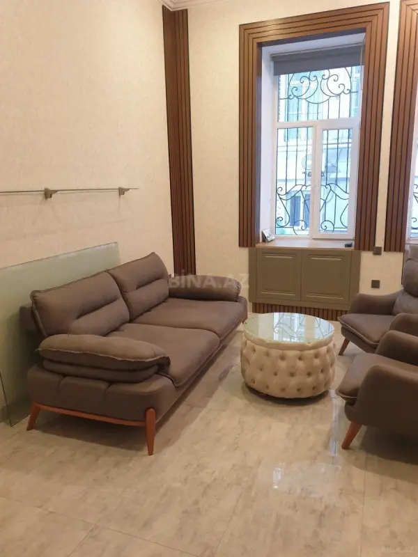 Kirayə verilir 2 otaqlı ofis 40 m²