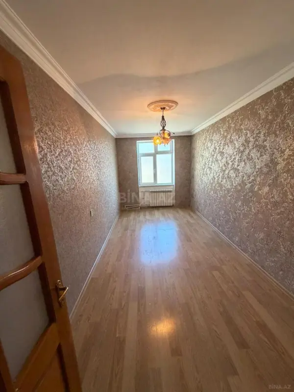Satılır 3 otaqlı mənzil 76 m²