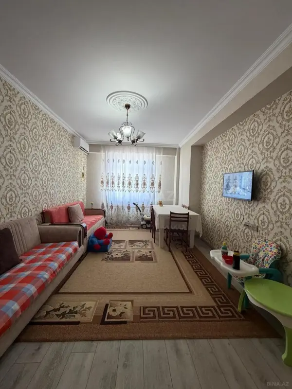 Satılır 2 otaqlı mənzil 75 m²
