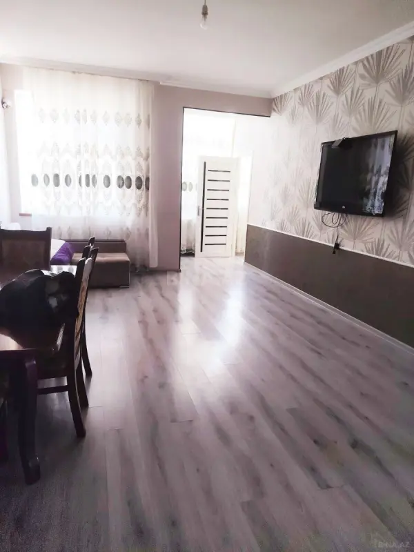 Kirayə verilir 3 otaqlı mənzil 100 m²