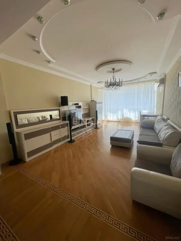 Kirayə verilir 2 otaqlı mənzil 100 m²