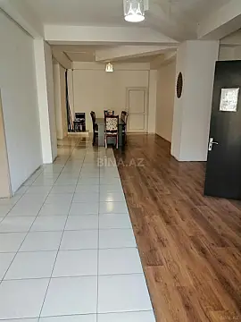 Satılır obyekt 200 m² — Bakı 200.00 m²