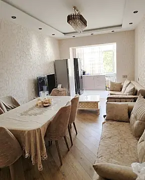 Satılır 4 otaqlı mənzil 65 m² — Bakı, Nizami 4 otaq 65.00 m²