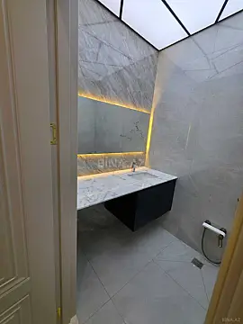 Satılır 3 otaqlı mənzil 121 m² — Bakı 3 otaq 121.00 m²