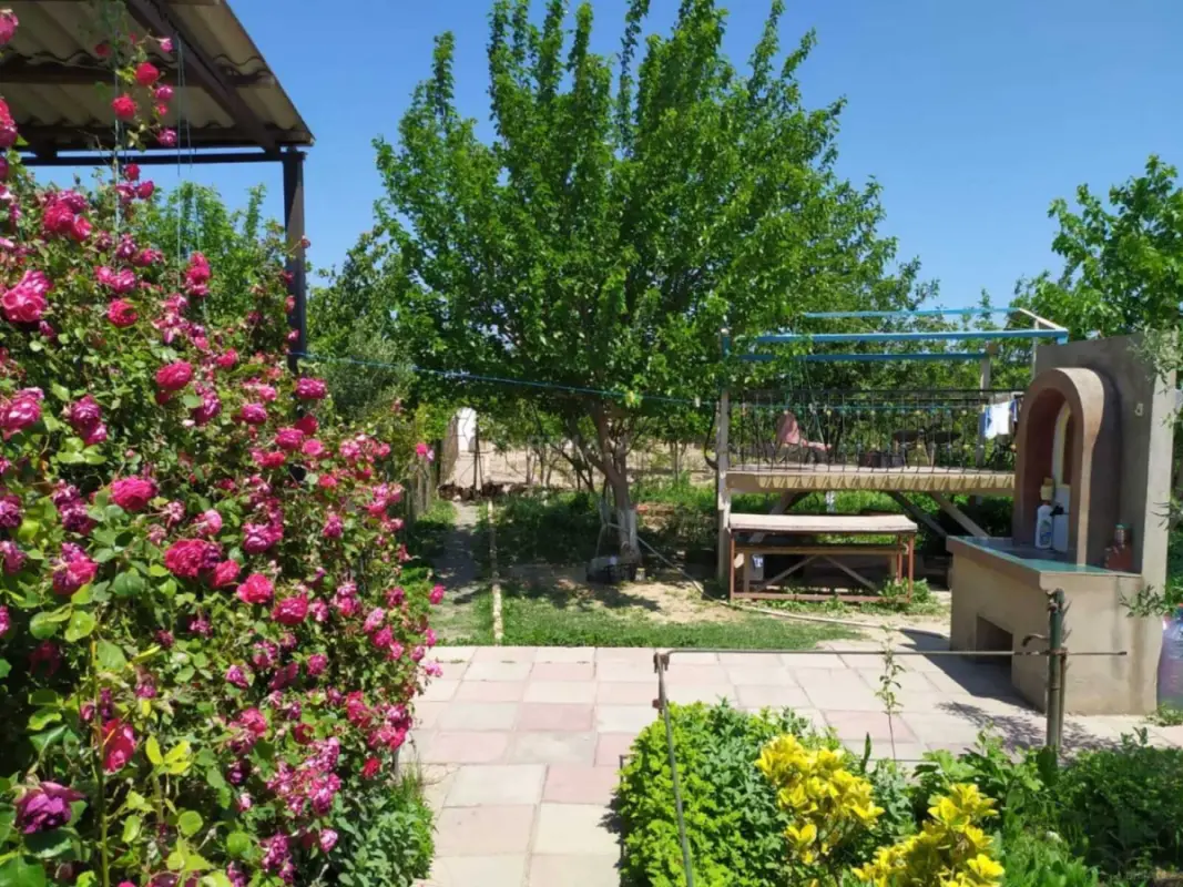Satılır 4 otaqlı həyət evi 70 m²
