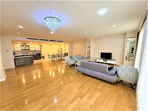 Kirayə verilir 4 otaqlı mənzil 225 m² — Bakı 4 otaq 225.00 m²