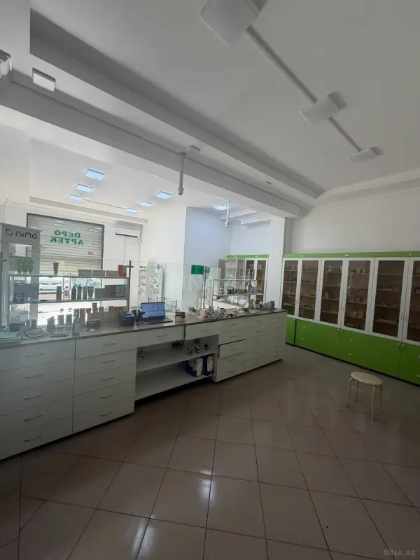 Kirayə verilir obyekt 104 m²