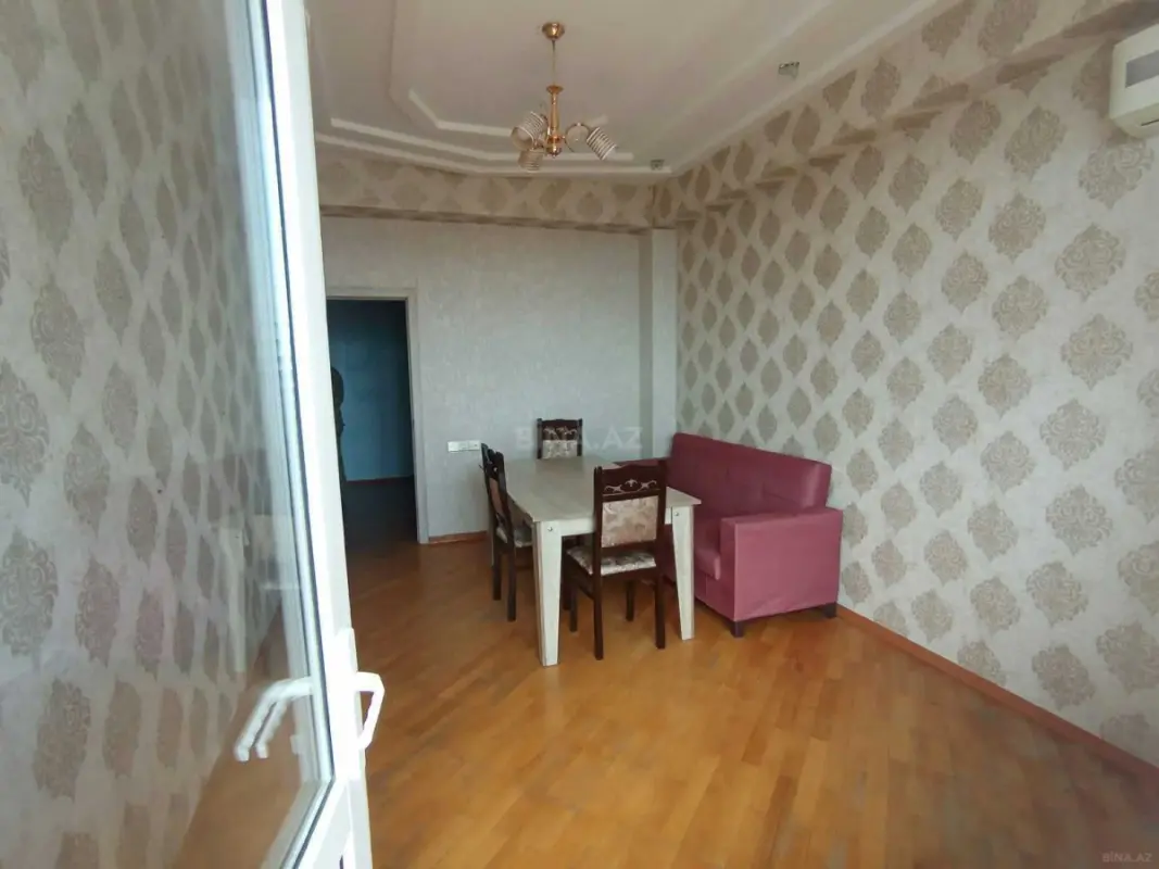 Satılır 2 otaqlı mənzil 52 m²