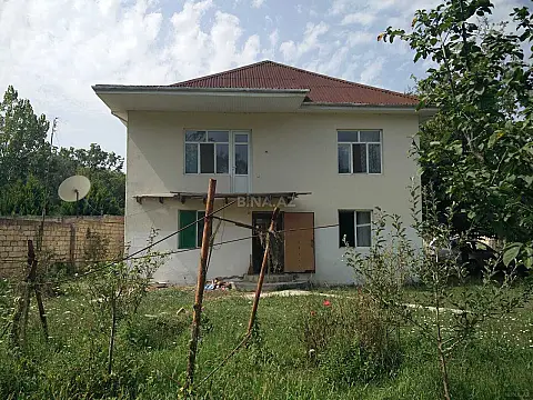 Satılır 6 otaqlı həyət evi 185 m² — Xaçmaz 6 otaq 185.00 m²
